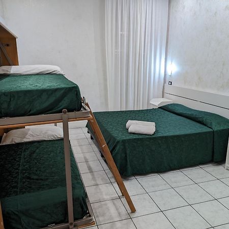 Pollon Inn Sanremo Bagian luar foto