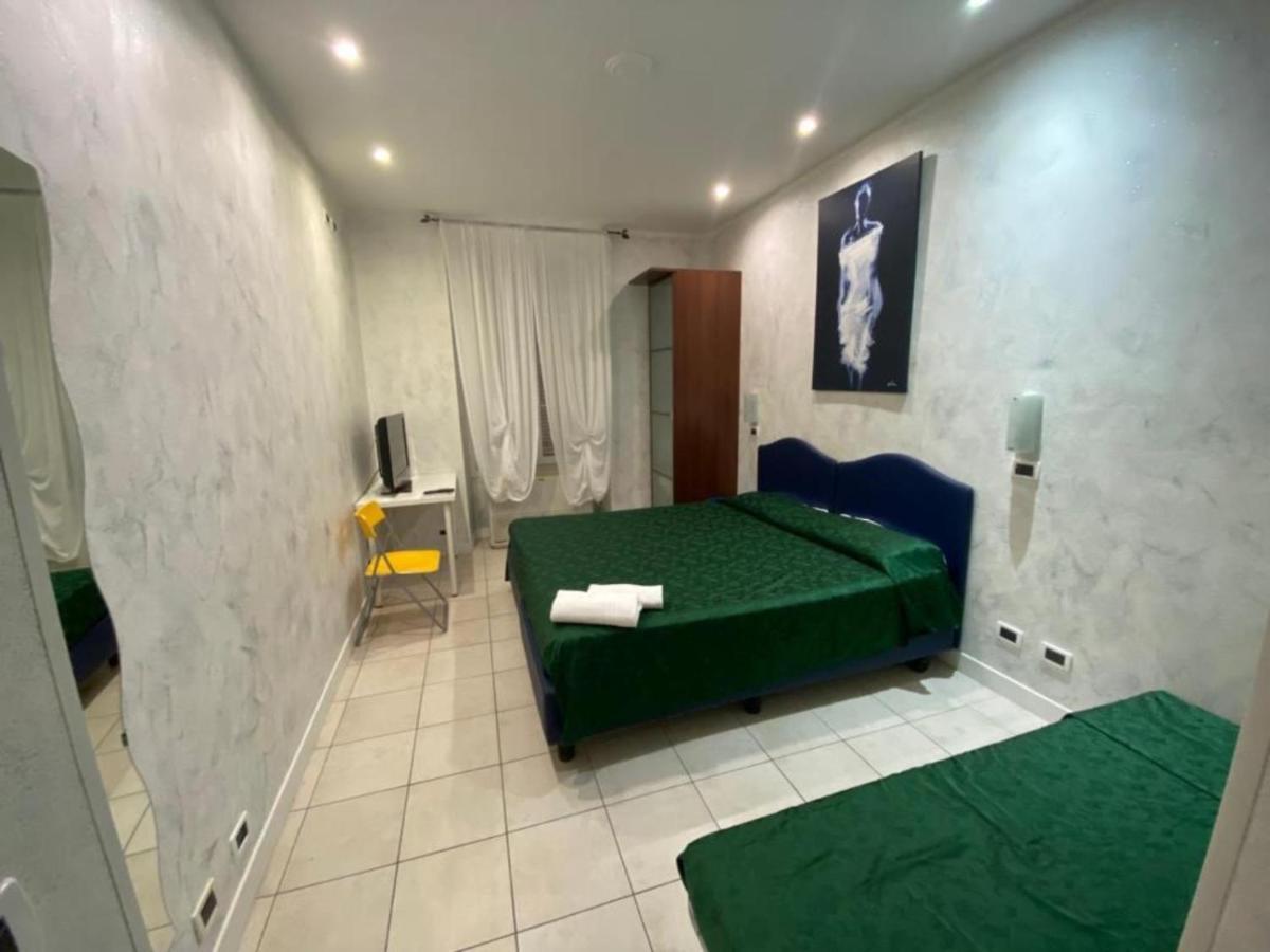 Pollon Inn Sanremo Bagian luar foto