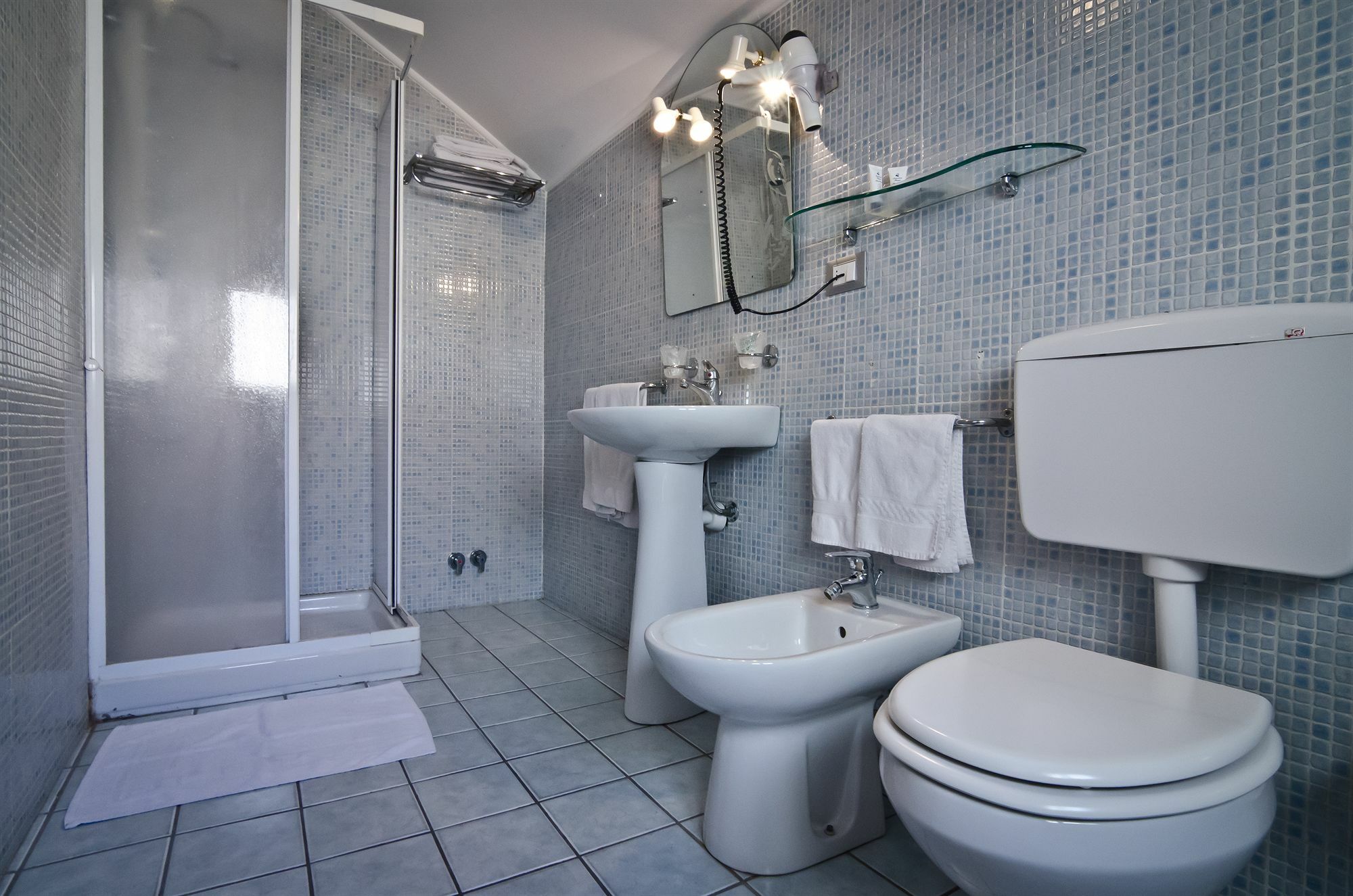 Pollon Inn Sanremo Bagian luar foto